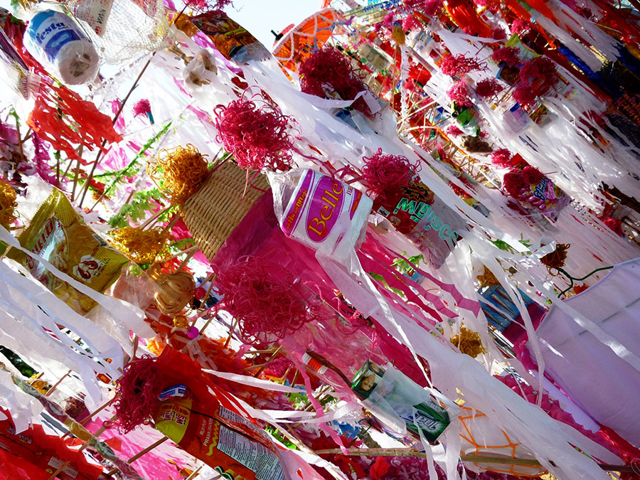 Household items like toilet paper are given to the deceased.