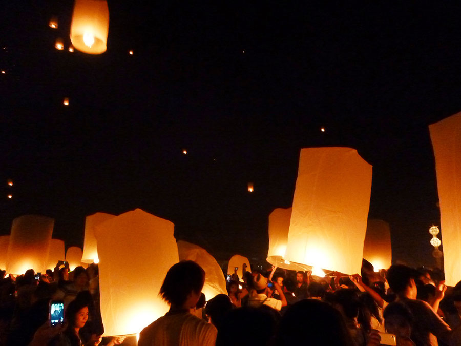 loy-kratong-lanterns