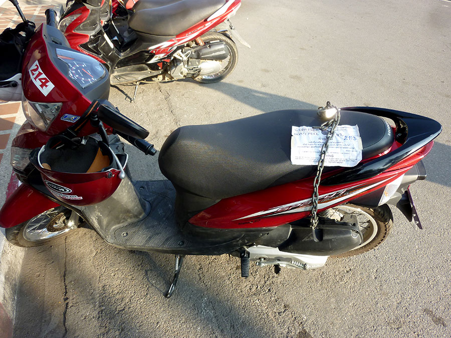 Motorbike initiations, Becoming an&nbsp;expat