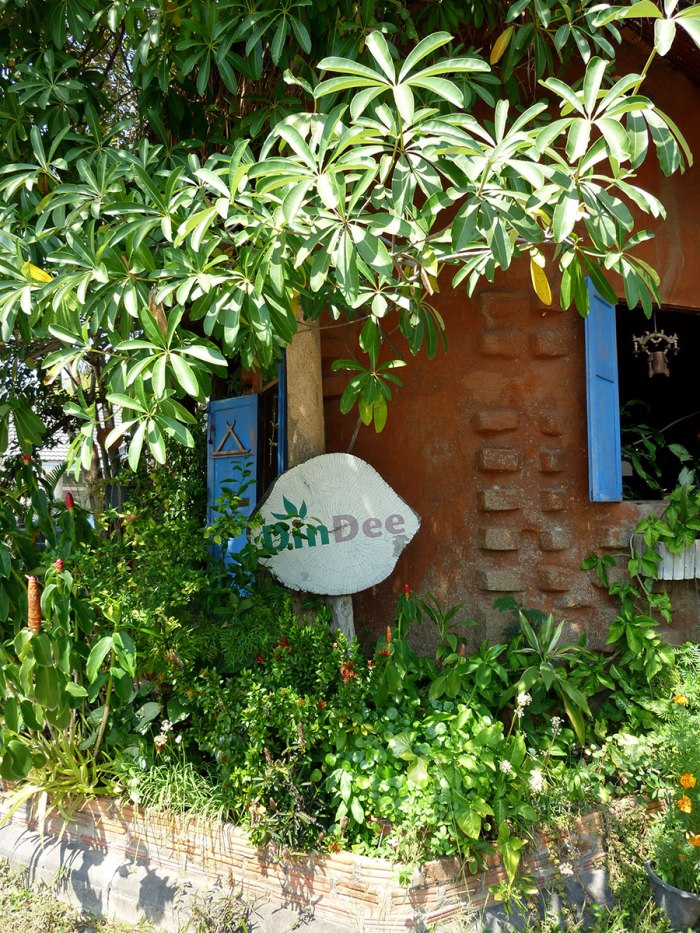 Located at the CMU Art Ctr parking lot. From Suthep, turn on Niminhaemin and take the first left.