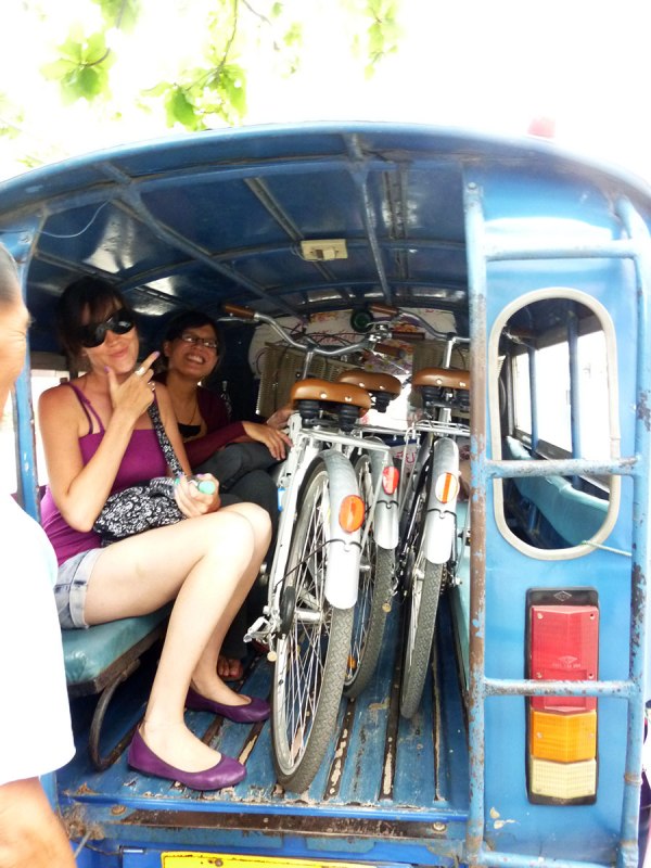 Blue songtaew Chiang Rai