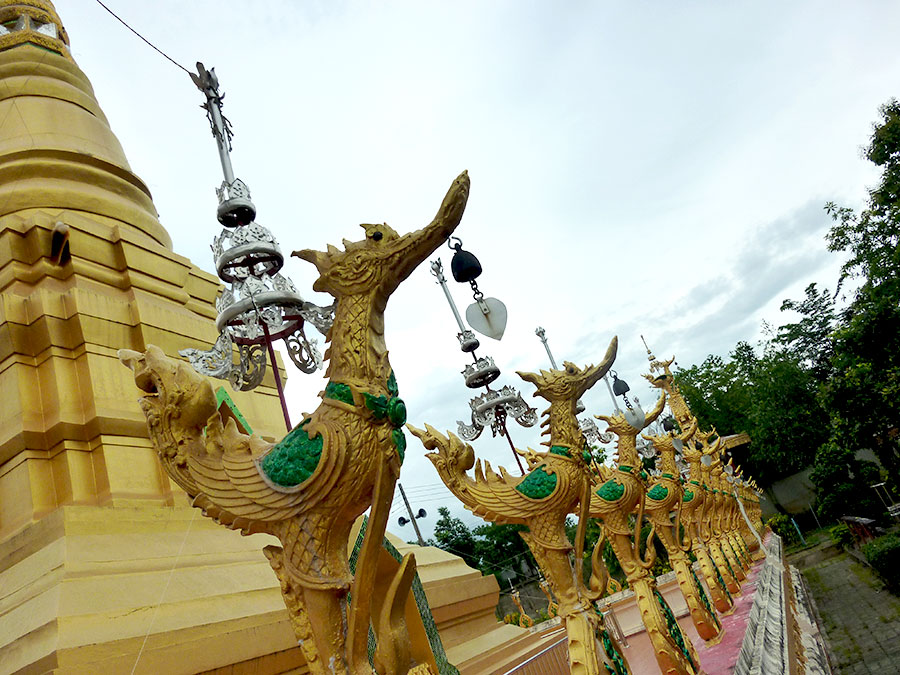I liked these bird-duck creatures around the chedi.