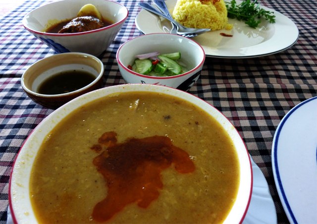 Serving up great Muslim food...