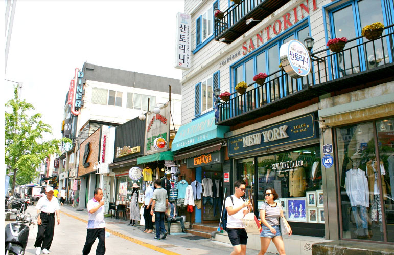 expat blogger interview series